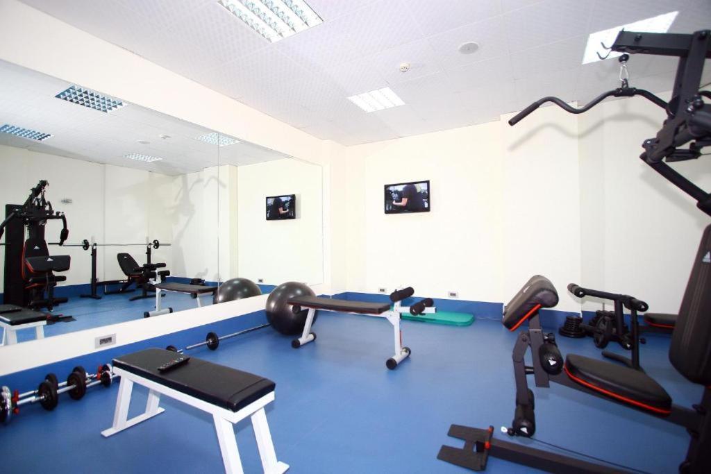 Britannia Suites Beirut Eksteriør billede