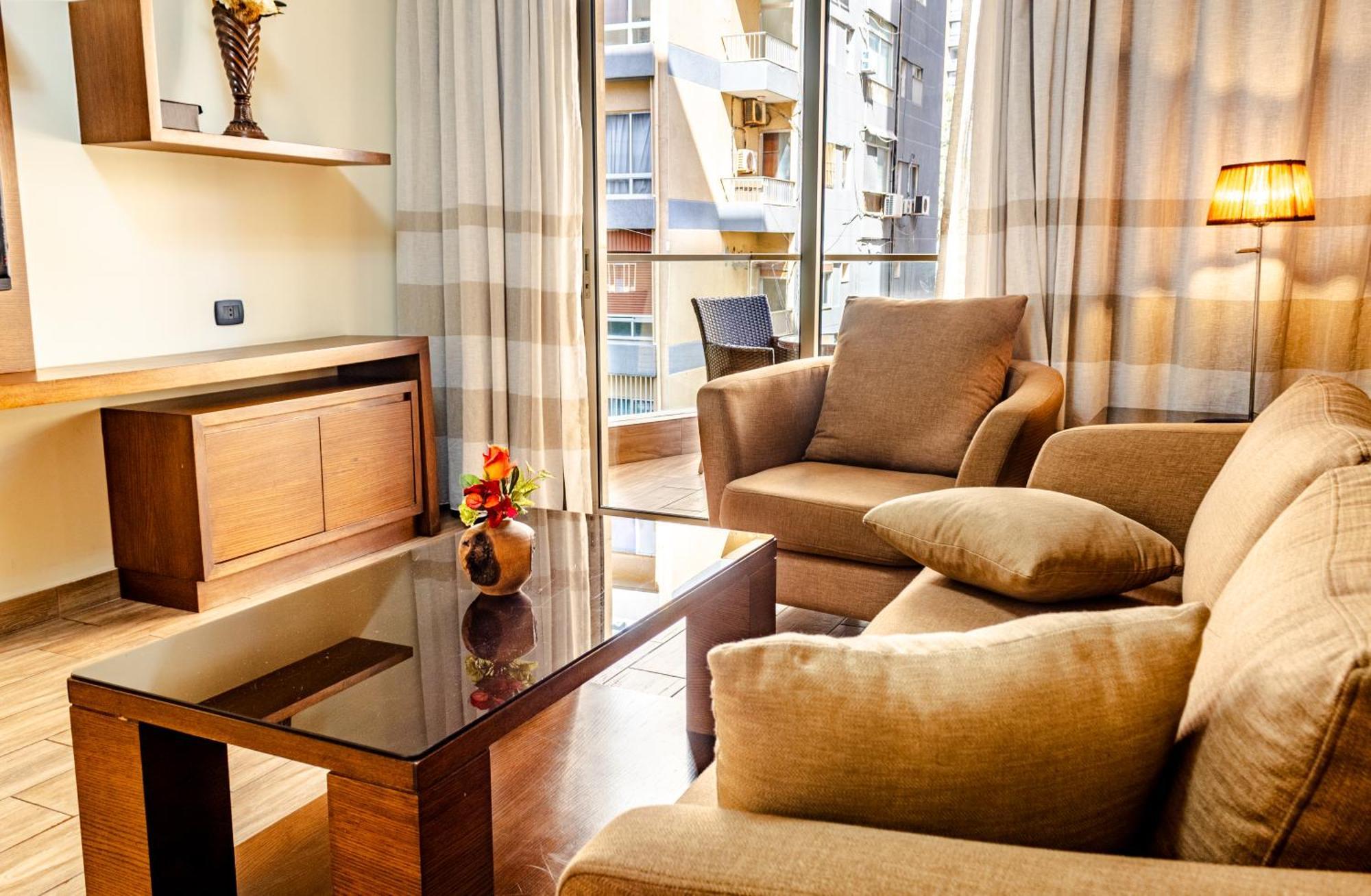 Britannia Suites Beirut Eksteriør billede