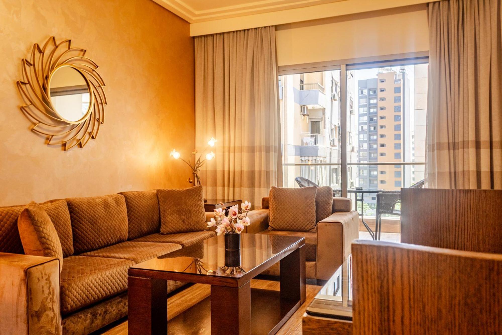 Britannia Suites Beirut Eksteriør billede