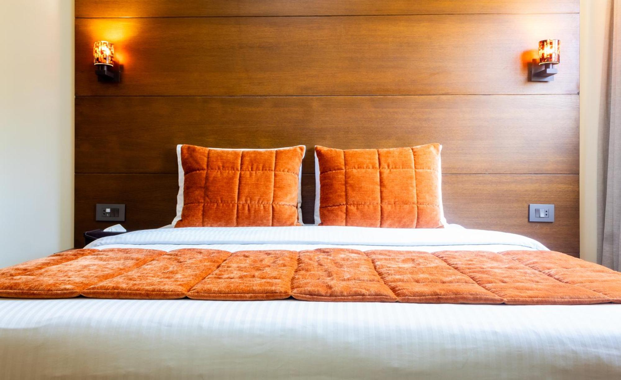 Britannia Suites Beirut Eksteriør billede